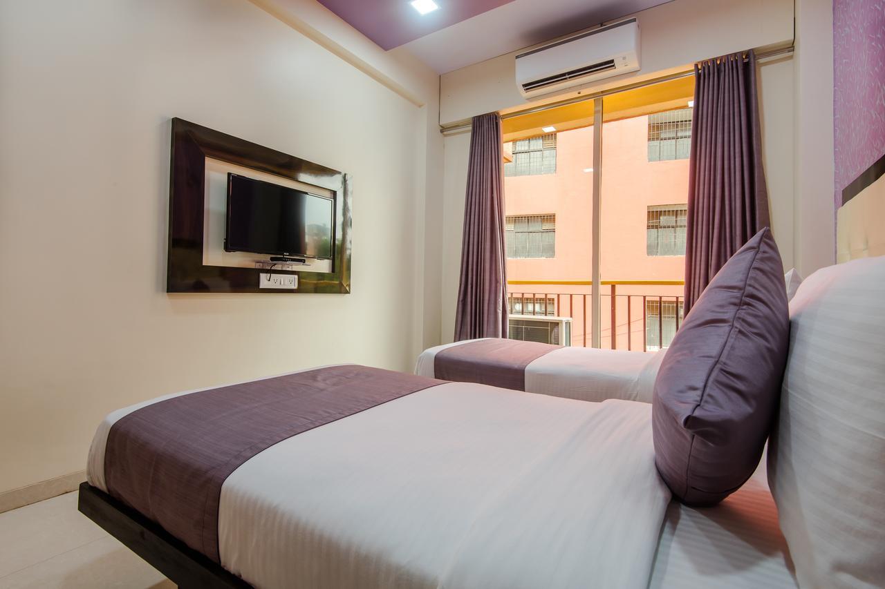 Oyo 9326 Om Sai Residency Hotel Mumbai Exterior foto